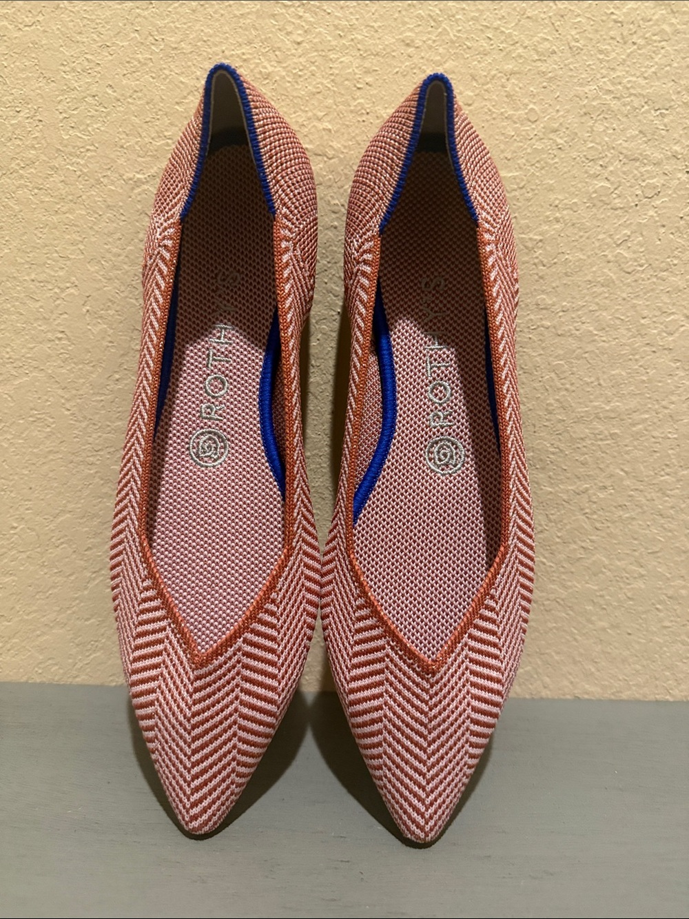 Rothy's Pointed rare amber herringbone metallic size 8